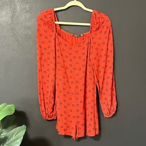 Red with black flowers Romper from BOOHOO. Size US 10. Super flowy and comfy 🙂
